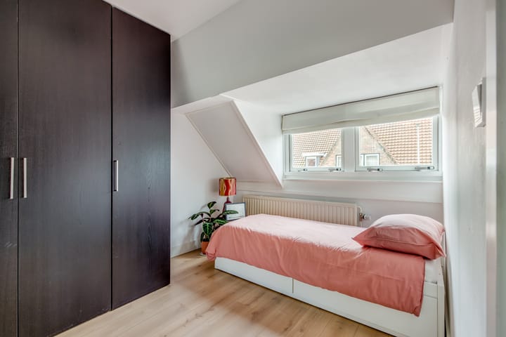 Photo 27 of Spuistraat 45