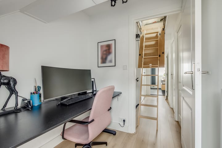Photo 31 of Spuistraat 45