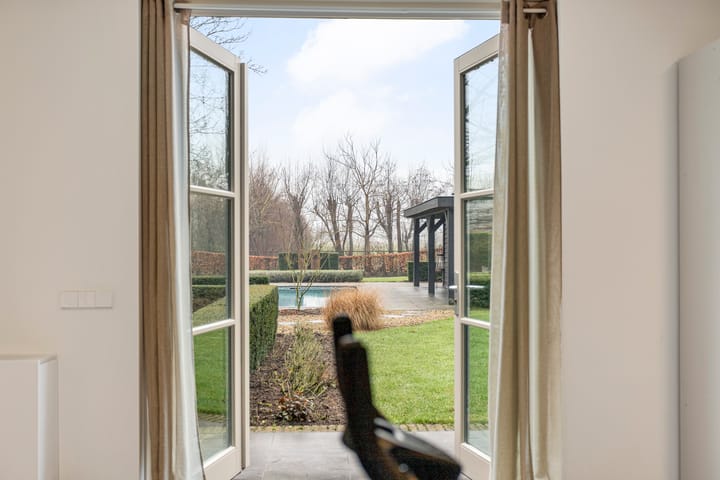 Foto 14 van Bredaseweg 204