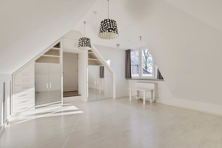 Foto 40 van Bredaseweg 204