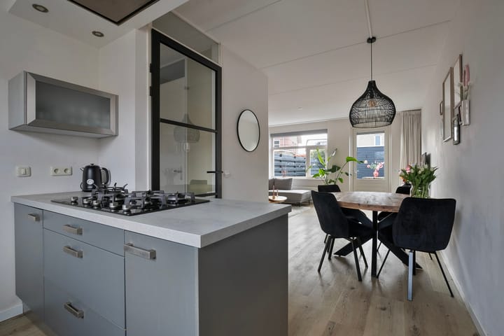 Foto 3 van van Goghstraat 9