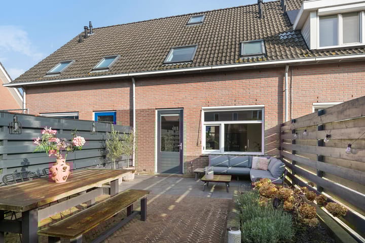 Foto 29 van van Goghstraat 9