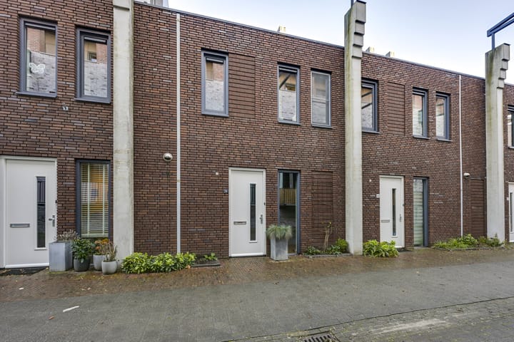 Foto 2 van Vlechtdraadhof 24