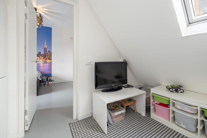 Foto 24 van Van Bockom Maaserf 12