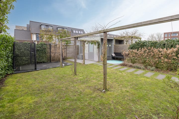 Foto 45 van Van Bockom Maaserf 12