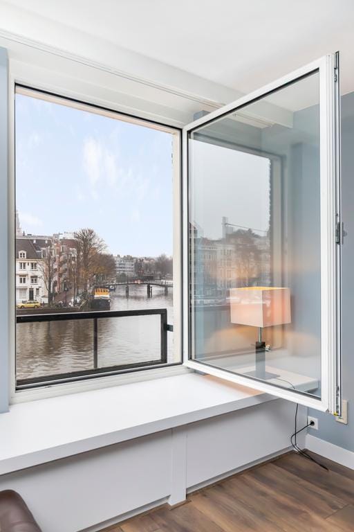 Amstel 120-C