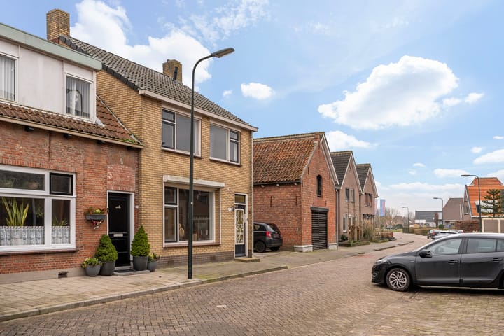 Foto 5 van Patrijzenweg 5