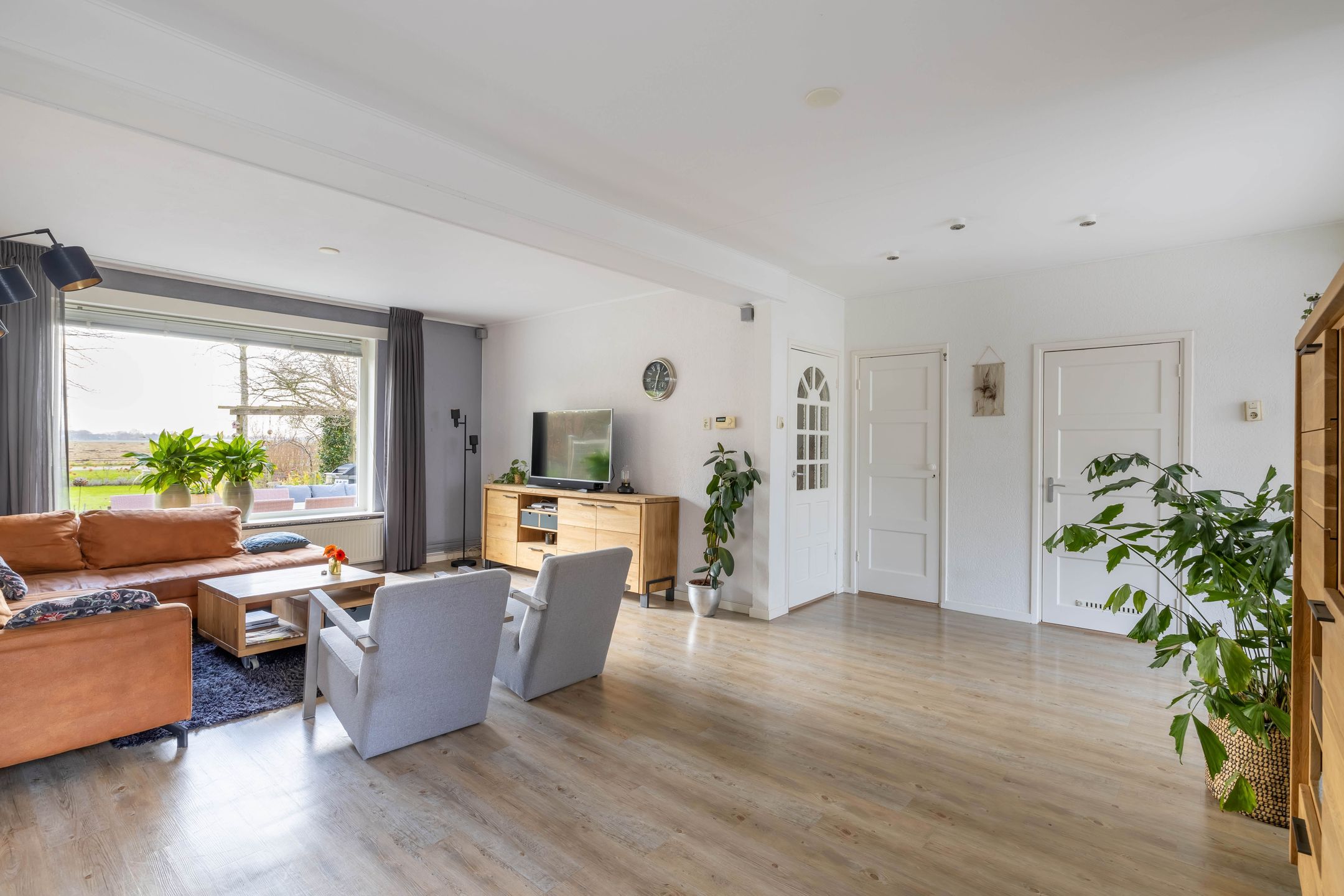 Photo 24 of Uiterdijkenweg 33-C