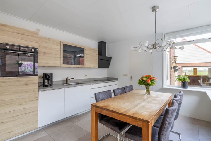 Foto 25 van Uiterdijkenweg 33-C