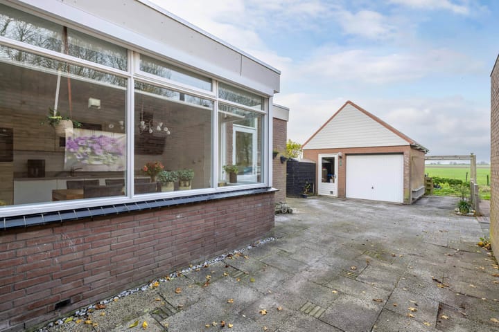 Foto 34 van Uiterdijkenweg 33-C