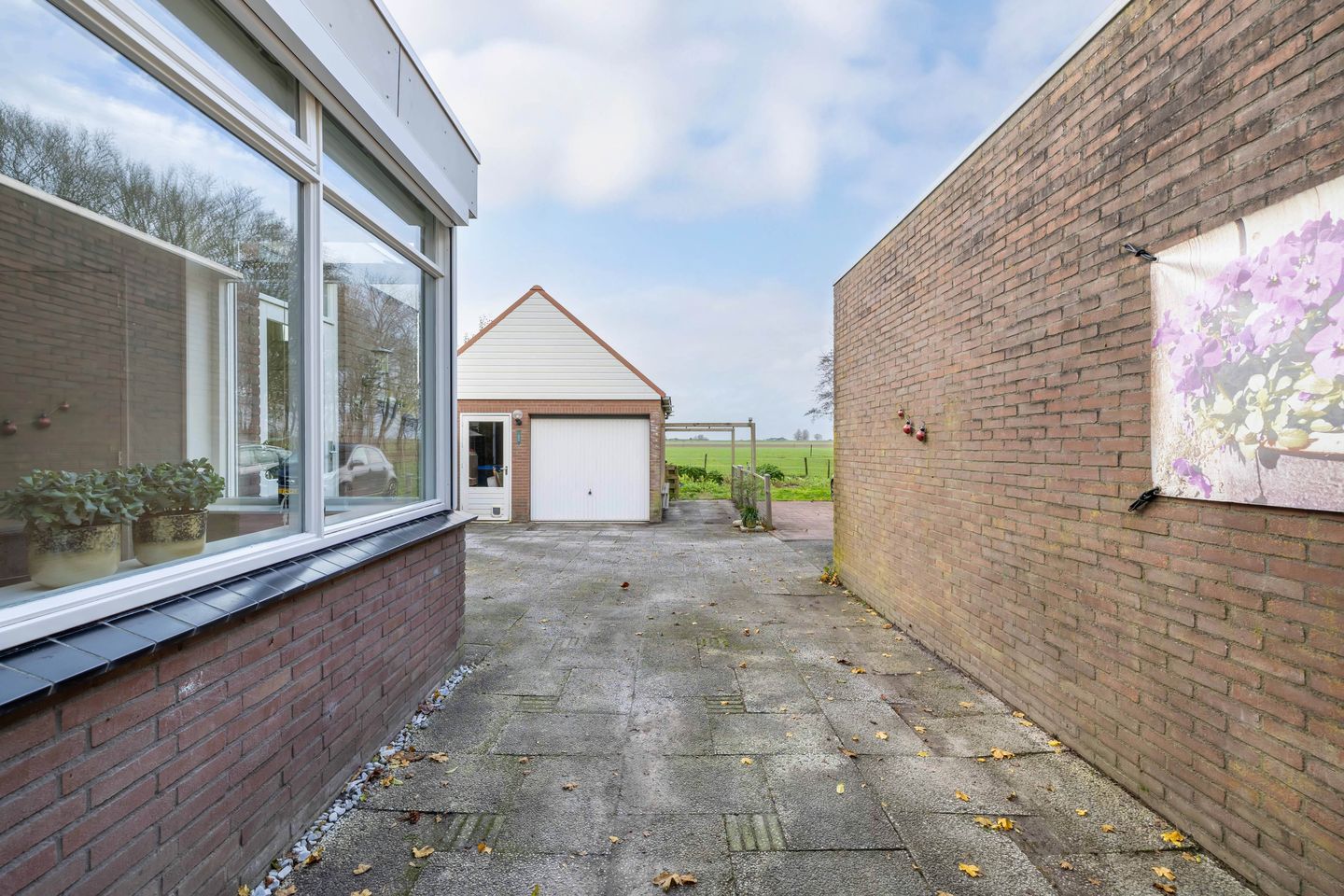 Photo 35 of Uiterdijkenweg 33-C