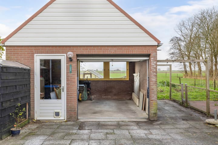 Foto 36 van Uiterdijkenweg 33-C