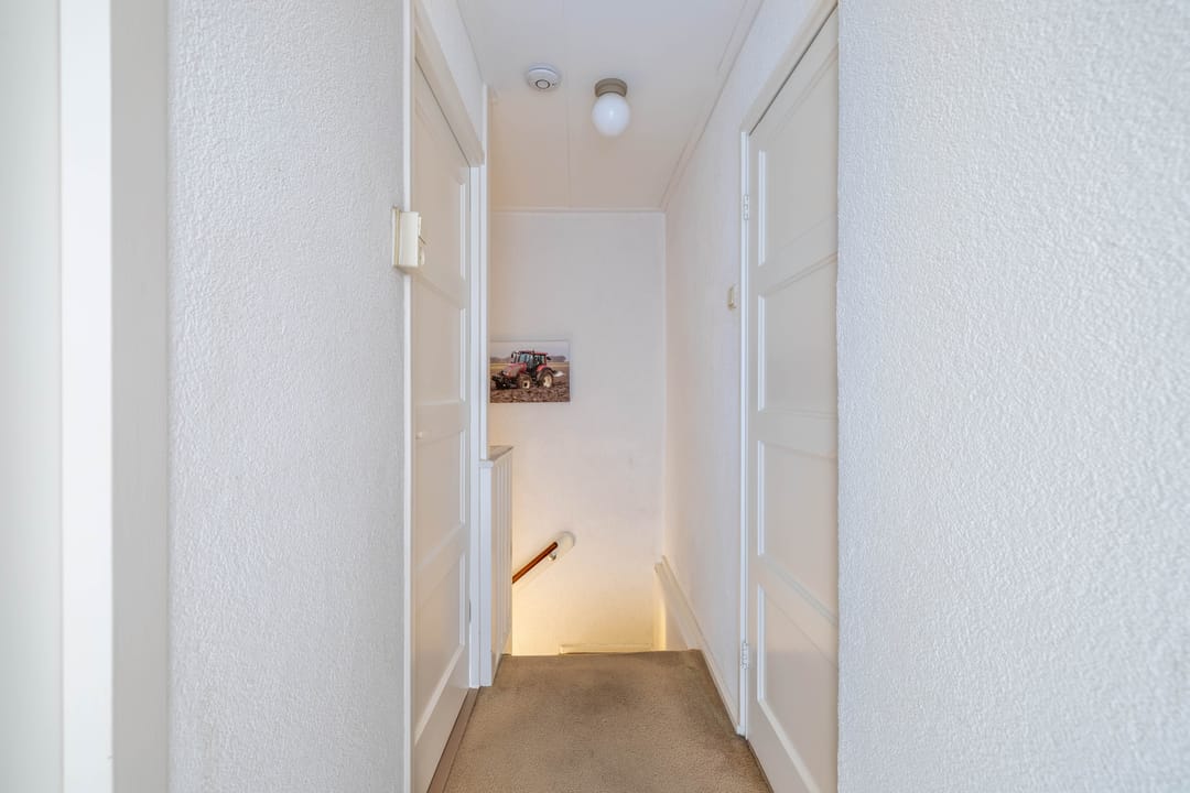 Photo 38 of Uiterdijkenweg 33-C