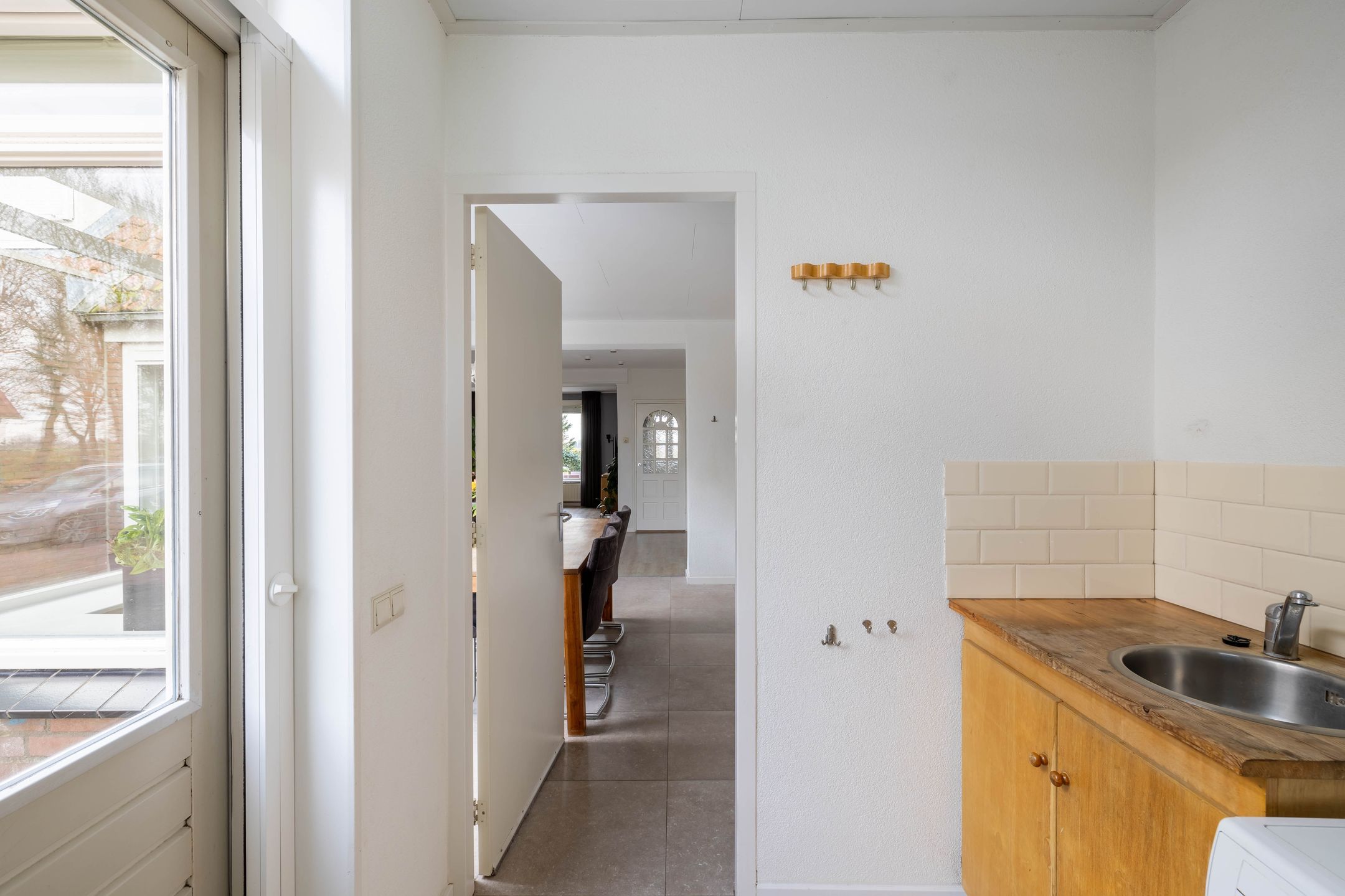 Photo 30 of Uiterdijkenweg 33-C