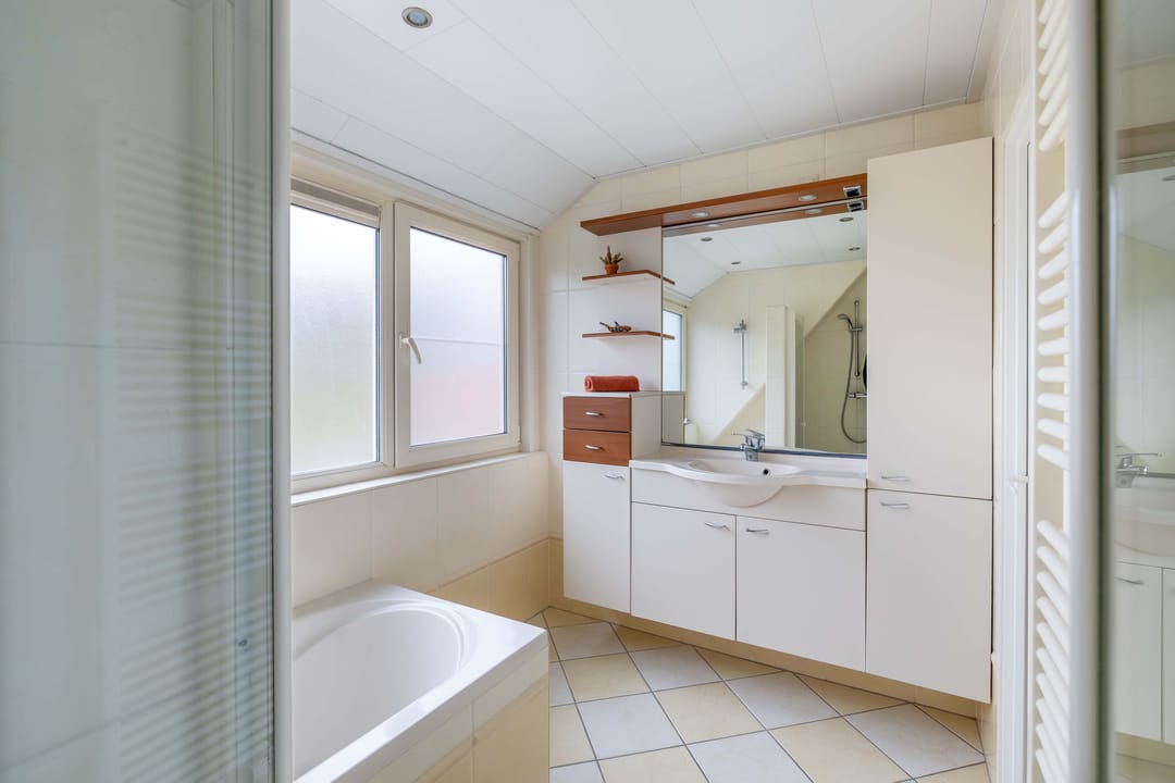 Photo 46 of Uiterdijkenweg 33-C