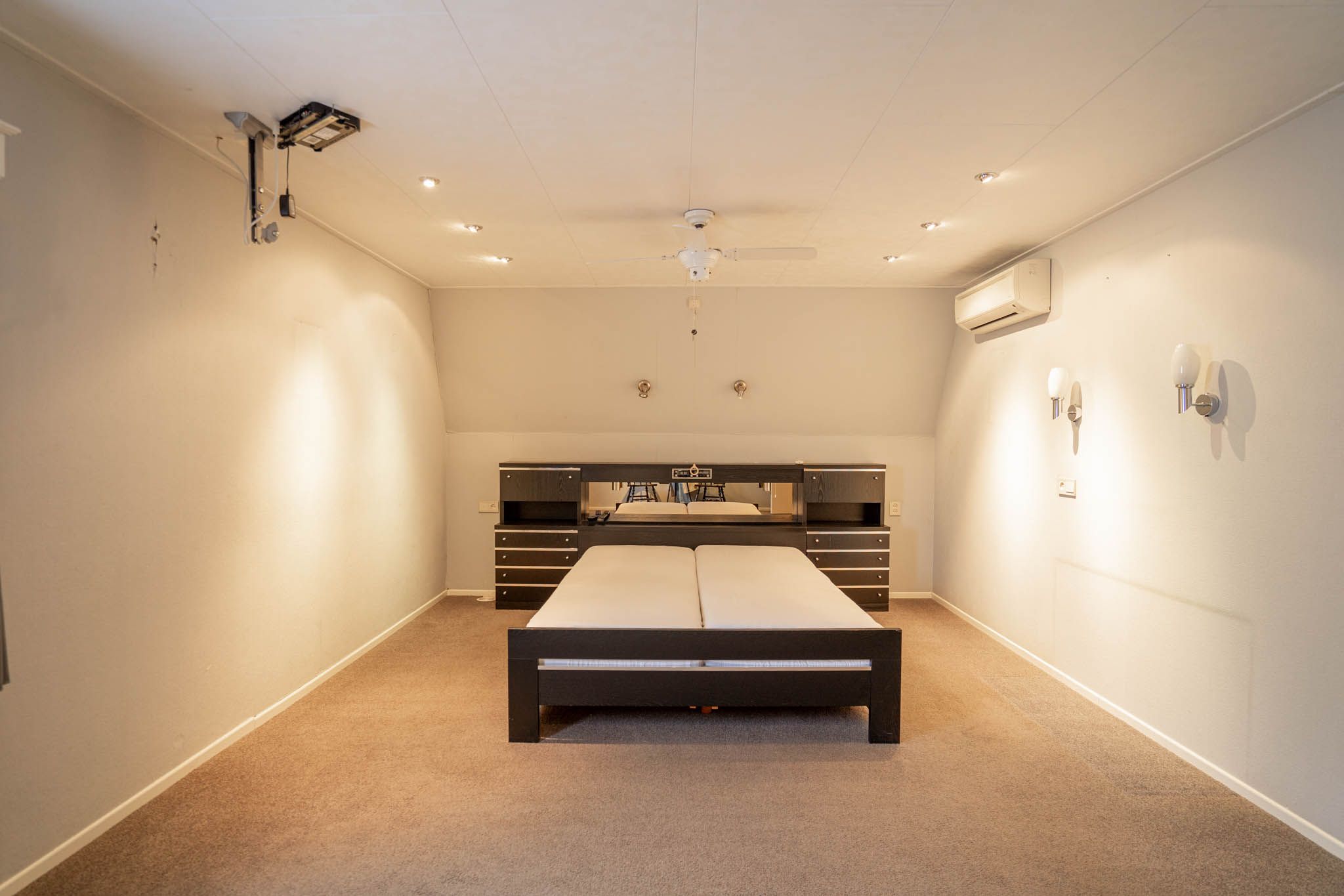 Photo 27 of Kerkeind 19