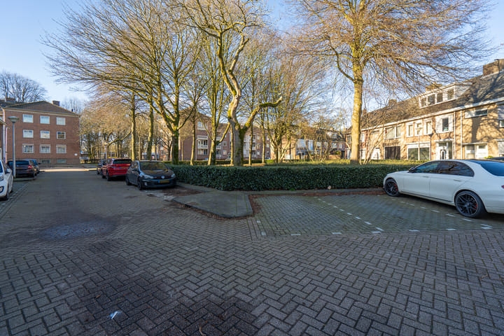 Foto 6 van Koninginnehof 32