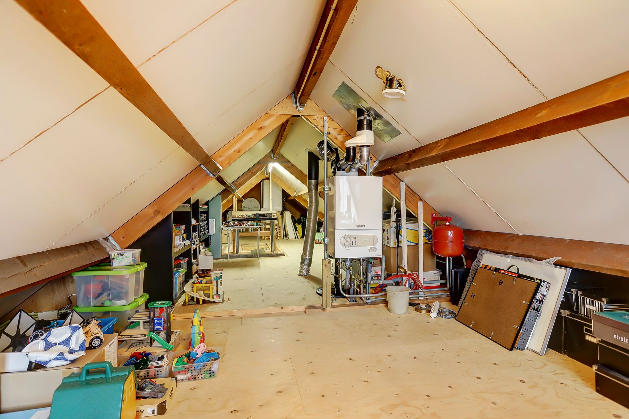 Foto 24 van Ds Israëlstraat 2