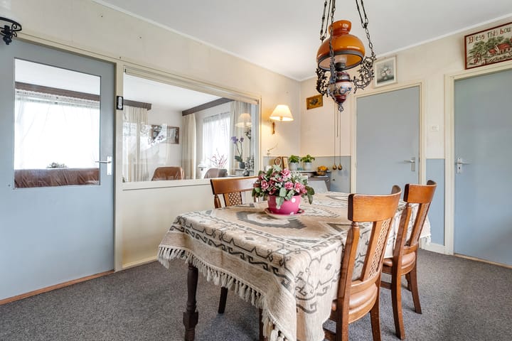 Foto 24 van Spoorbaanweg 1