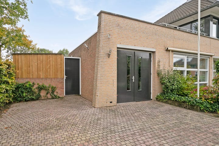 Foto 36 van Prinsenboschlaan 15