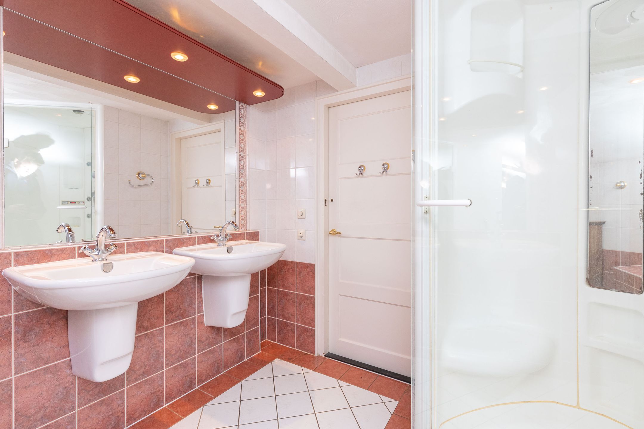 Foto 15 van Oostwouder Dorpsstraat 58