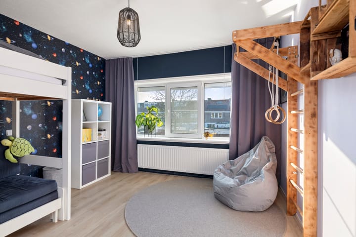 Photo 19 of Johannes Sinthenstraat 57