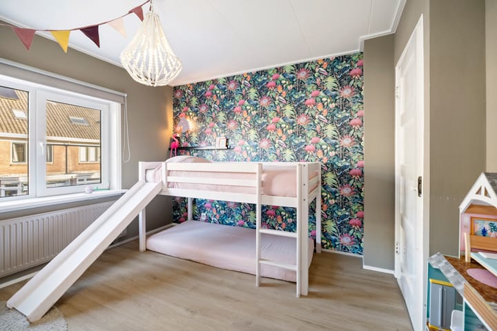 Photo 21 of Johannes Sinthenstraat 57