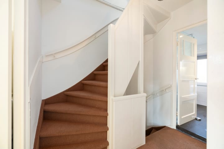 Photo 25 of Johannes Sinthenstraat 57