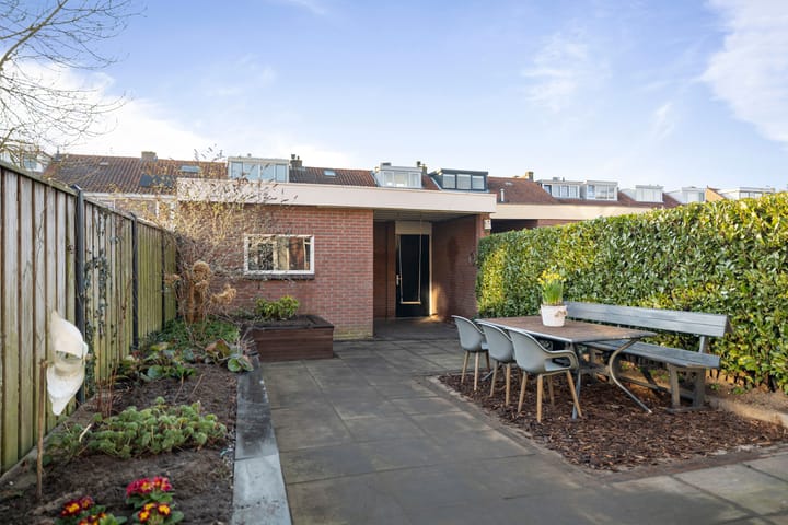 Photo 31 of Johannes Sinthenstraat 57