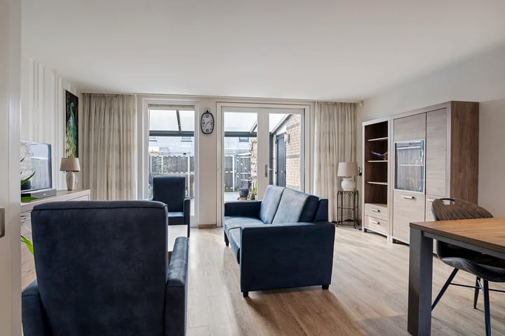 Foto 10 van Hemelsblauw 38