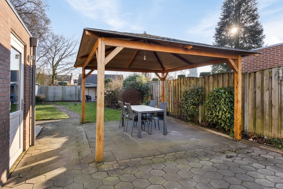 Foto 38 van Tilburgseweg 10