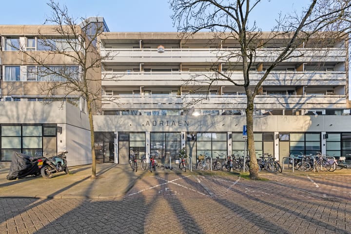 Foto 2 van Adriaan van Bergenstraat 304