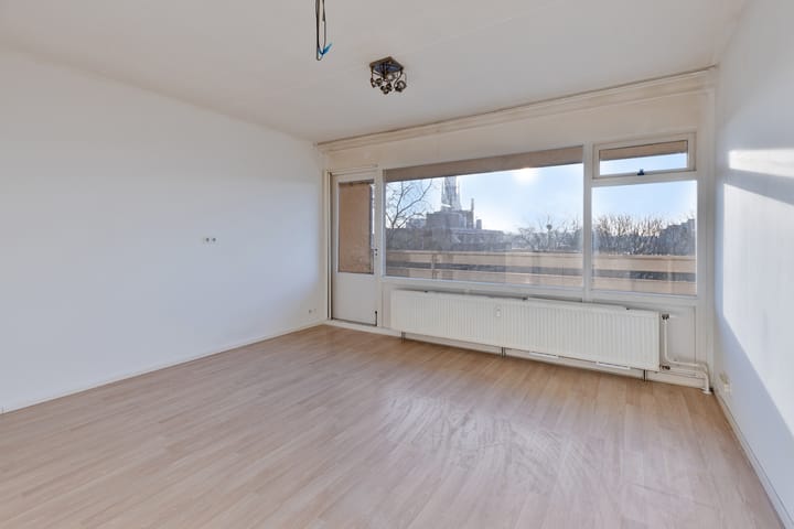 Foto 8 van Adriaan van Bergenstraat 304