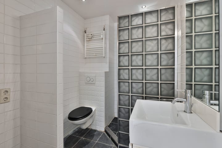 Foto 15 van Adriaan van Bergenstraat 304