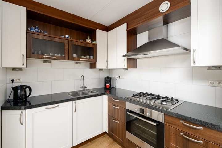 Photo 9 of Van Knobelsdorffplein 74