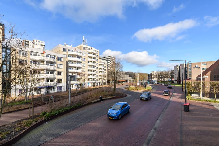 Photo 22 of Van Knobelsdorffplein 74