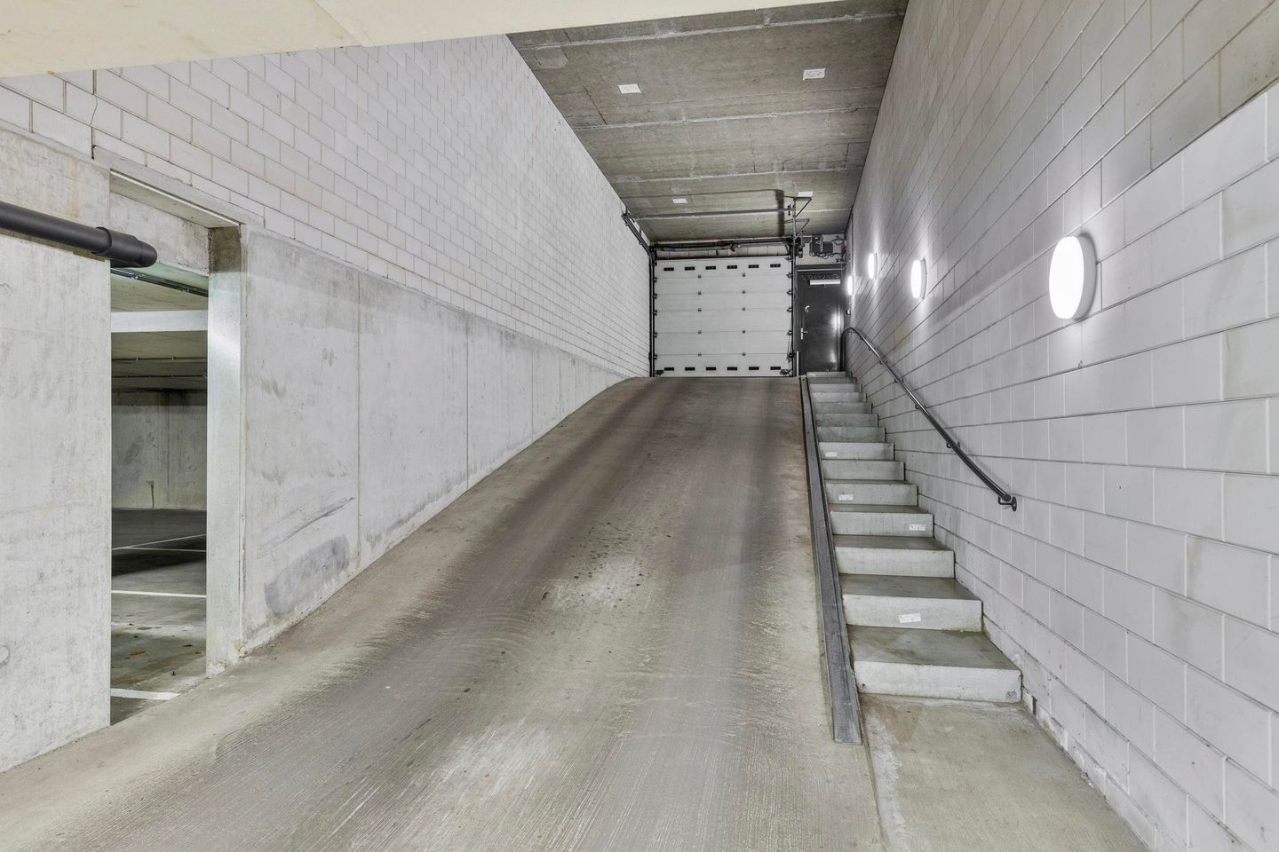 Foto 25 van Piusplein 38-05