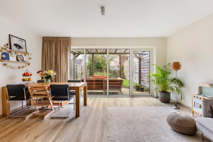 Foto 5 van Ralph Buncheweg 1