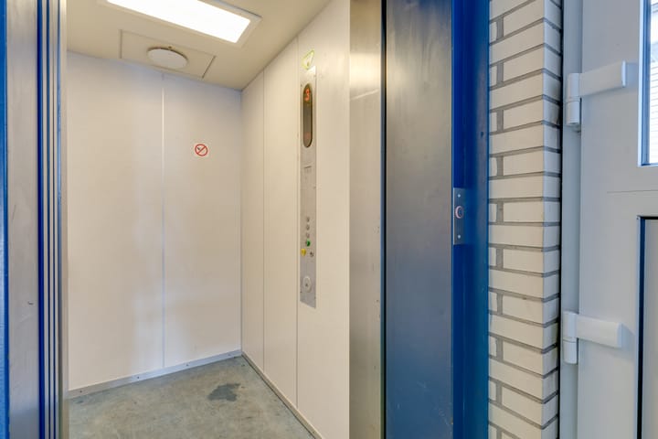 Foto 6 van Koemarkt 83