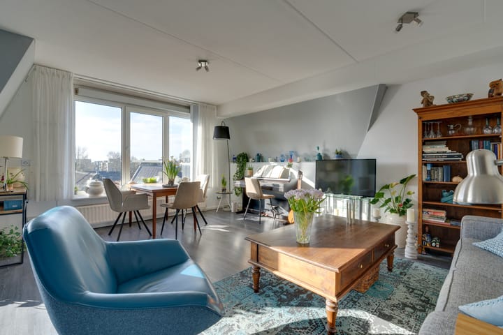 Foto 11 van Koemarkt 83