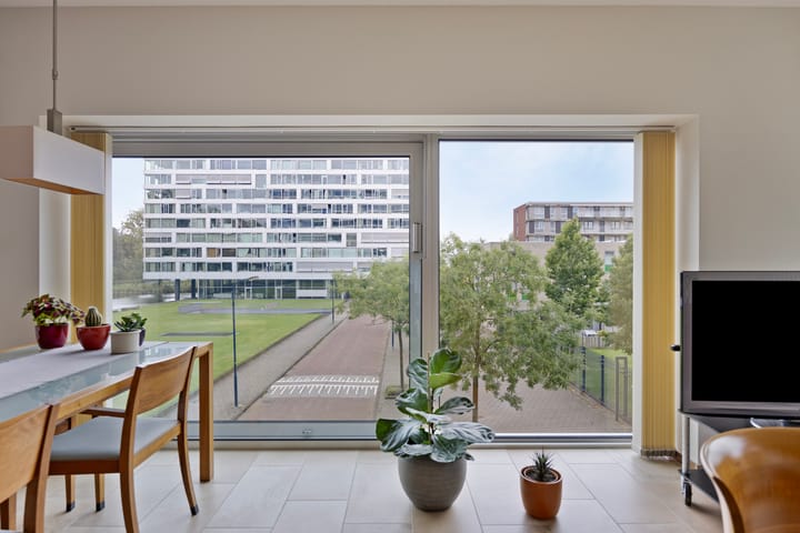 Foto 22 van Jan van Zutphenstraat 61