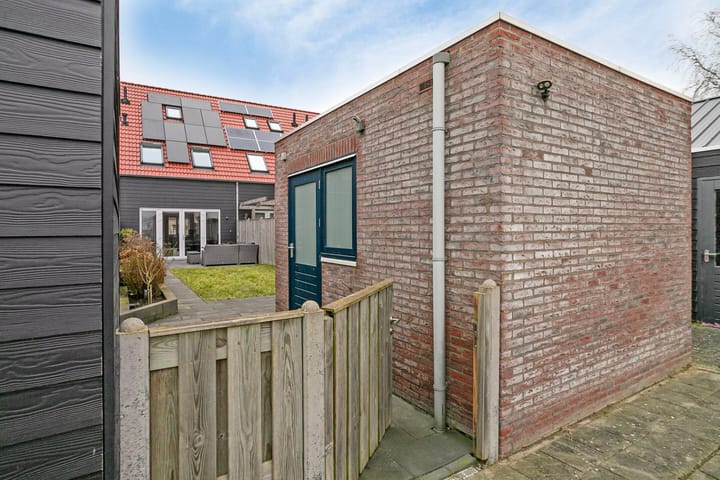Foto 42 van Veerstraat 30-A