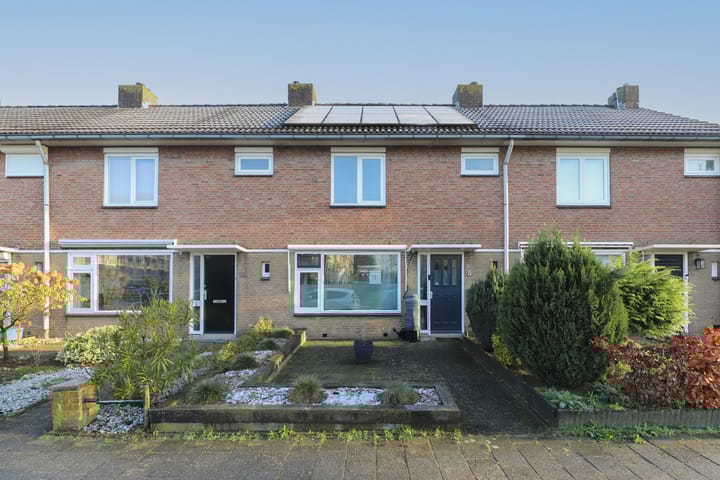 Foto 1 van Saffierstraat 8