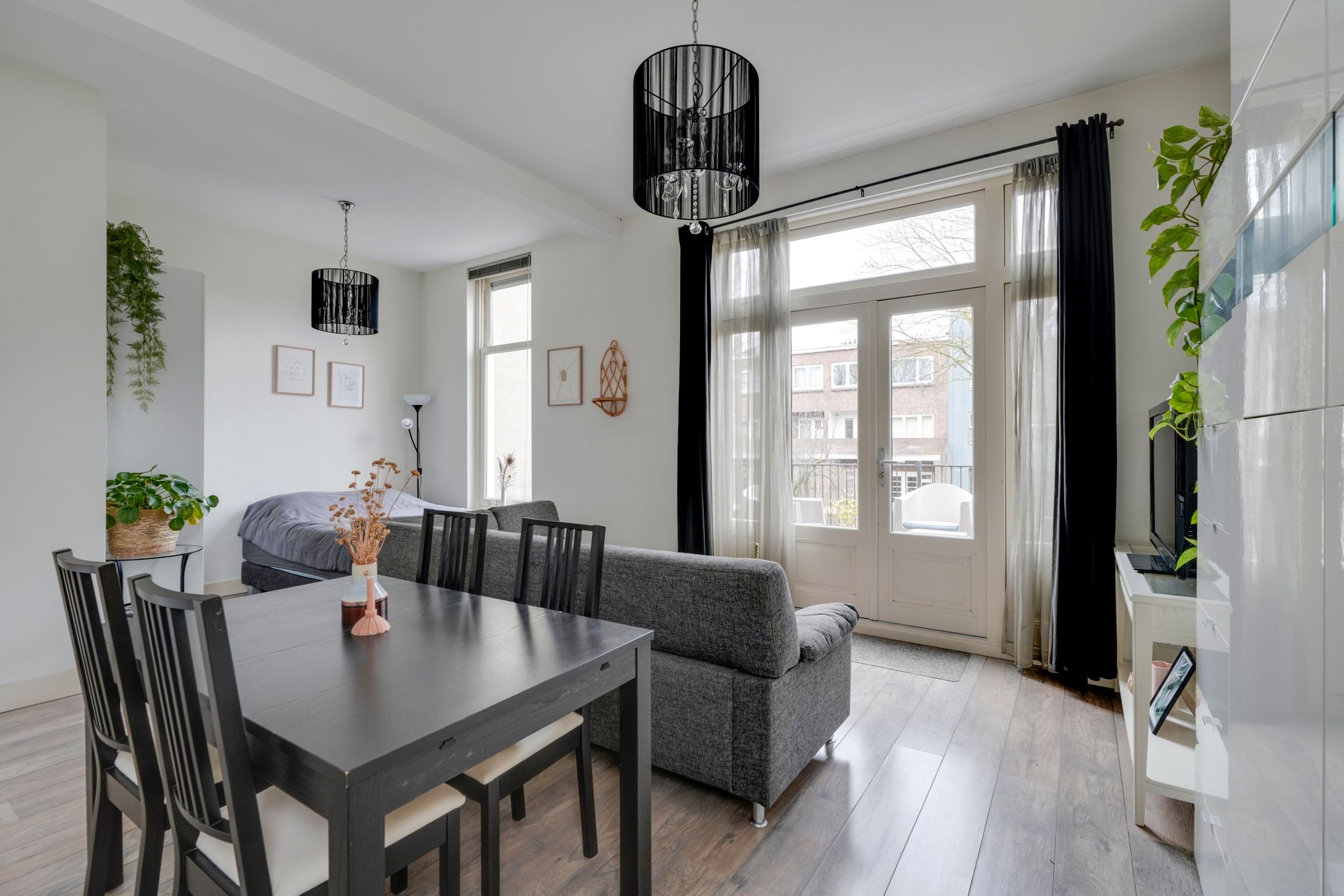 Photo 15 of M.H. Trompstraat 9-B