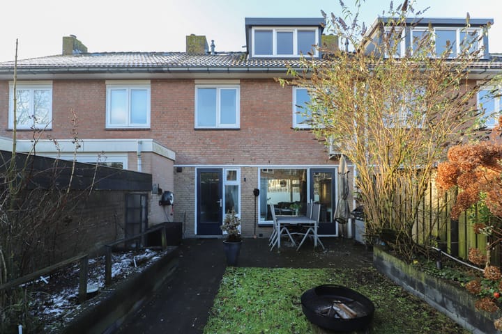 Foto 33 van Saffierstraat 8