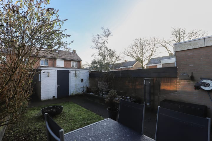 Foto 38 van Saffierstraat 8