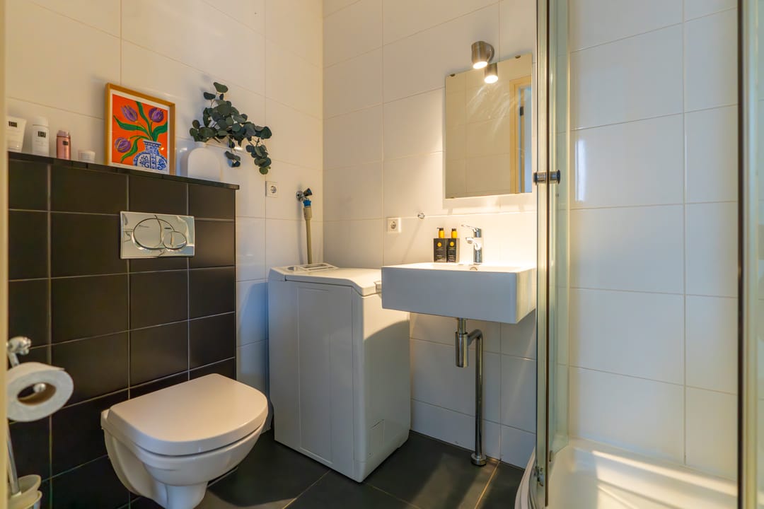 Photo 28 of M.H. Trompstraat 9-B