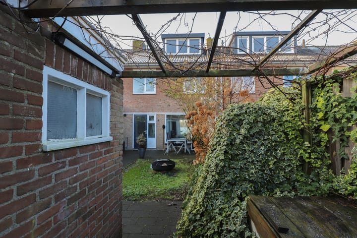 Foto 40 van Saffierstraat 8