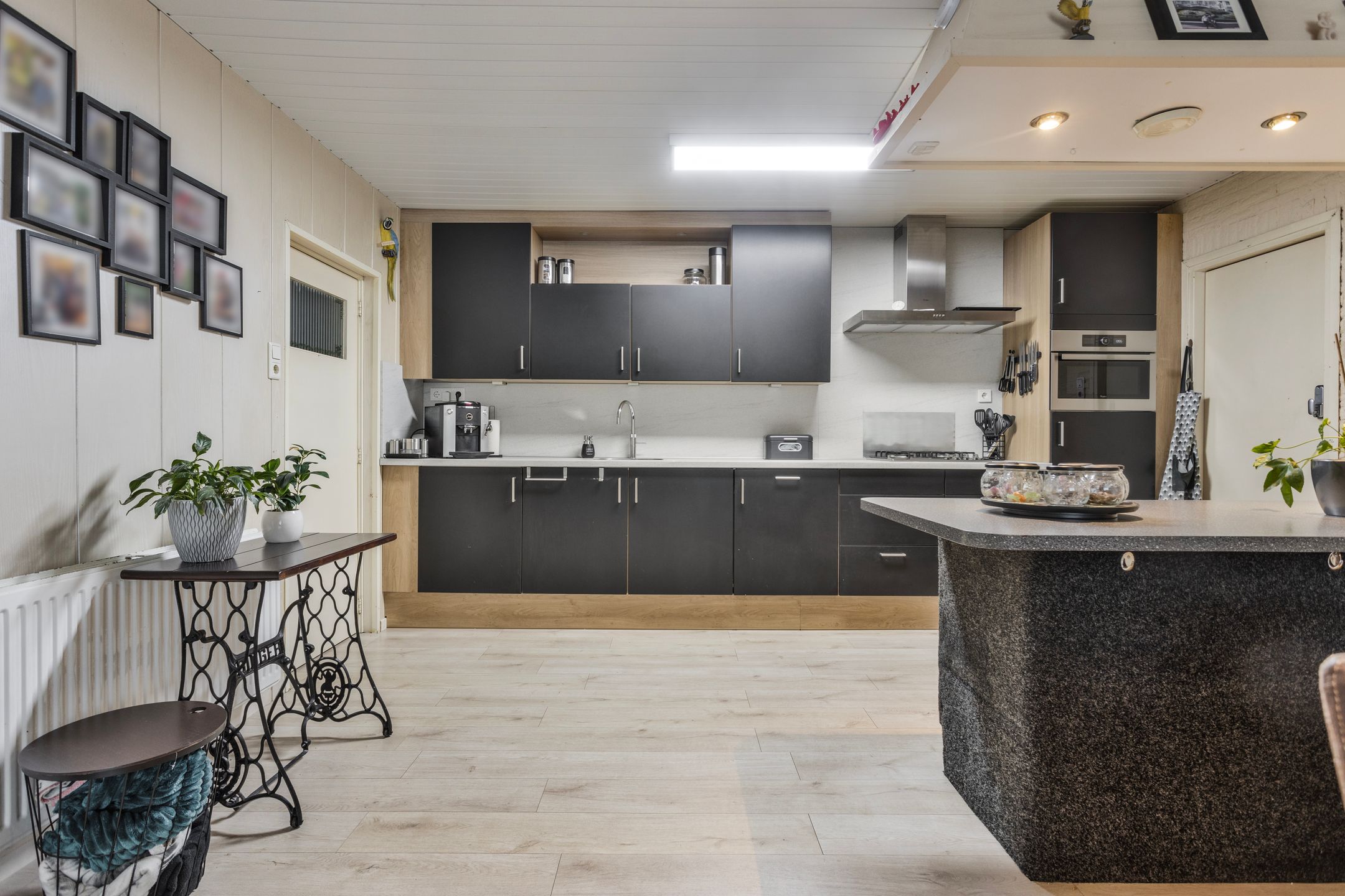 Photo 3 of Nicolaas Beetsstraat 9-A