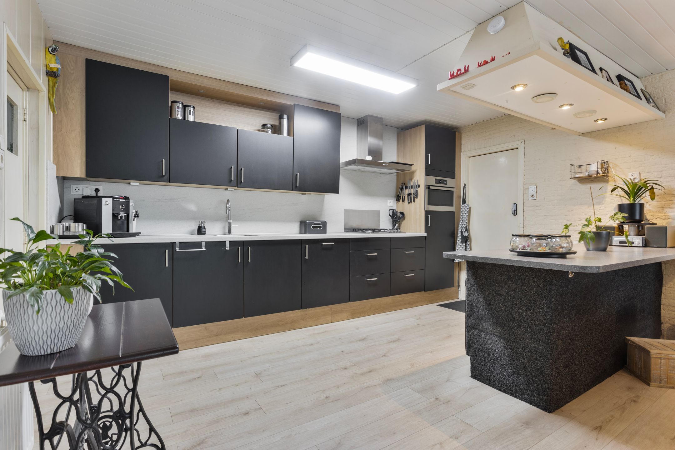 Photo 9 of Nicolaas Beetsstraat 9-A